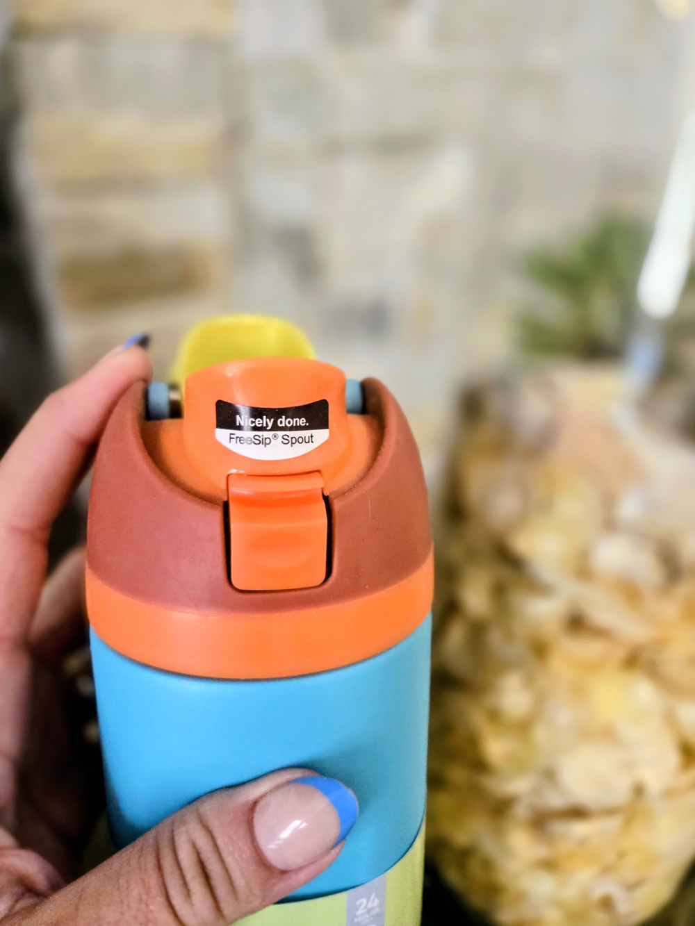 Brand New Owala FreeSip 24oz Stainless Steel Water Bottle - Summer Paradise - Picture 5 of 10